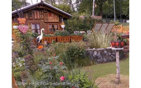 Heck_Hausgarten in leichter Hanglage