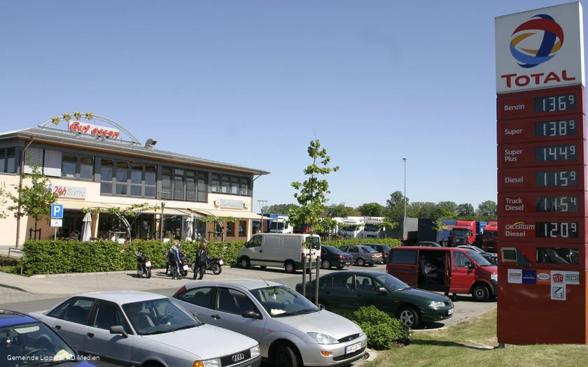 Autohof Lippetal.jpg