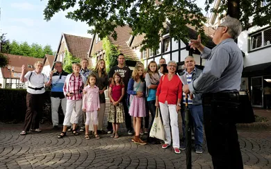 Gästeführung Gruppe in Bad Sassendorf _Simon.jpg