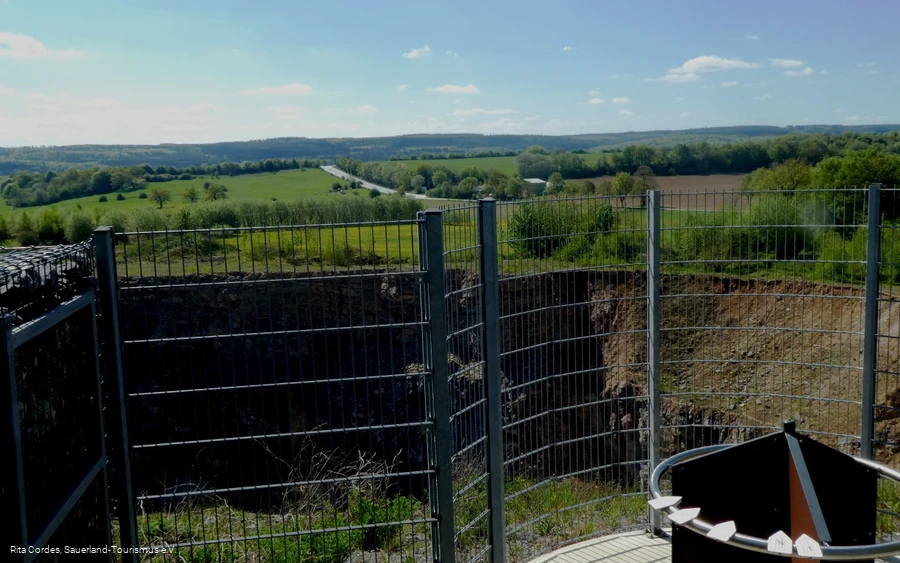 Aussichtspunkt Steine und Mehr Suttrop
