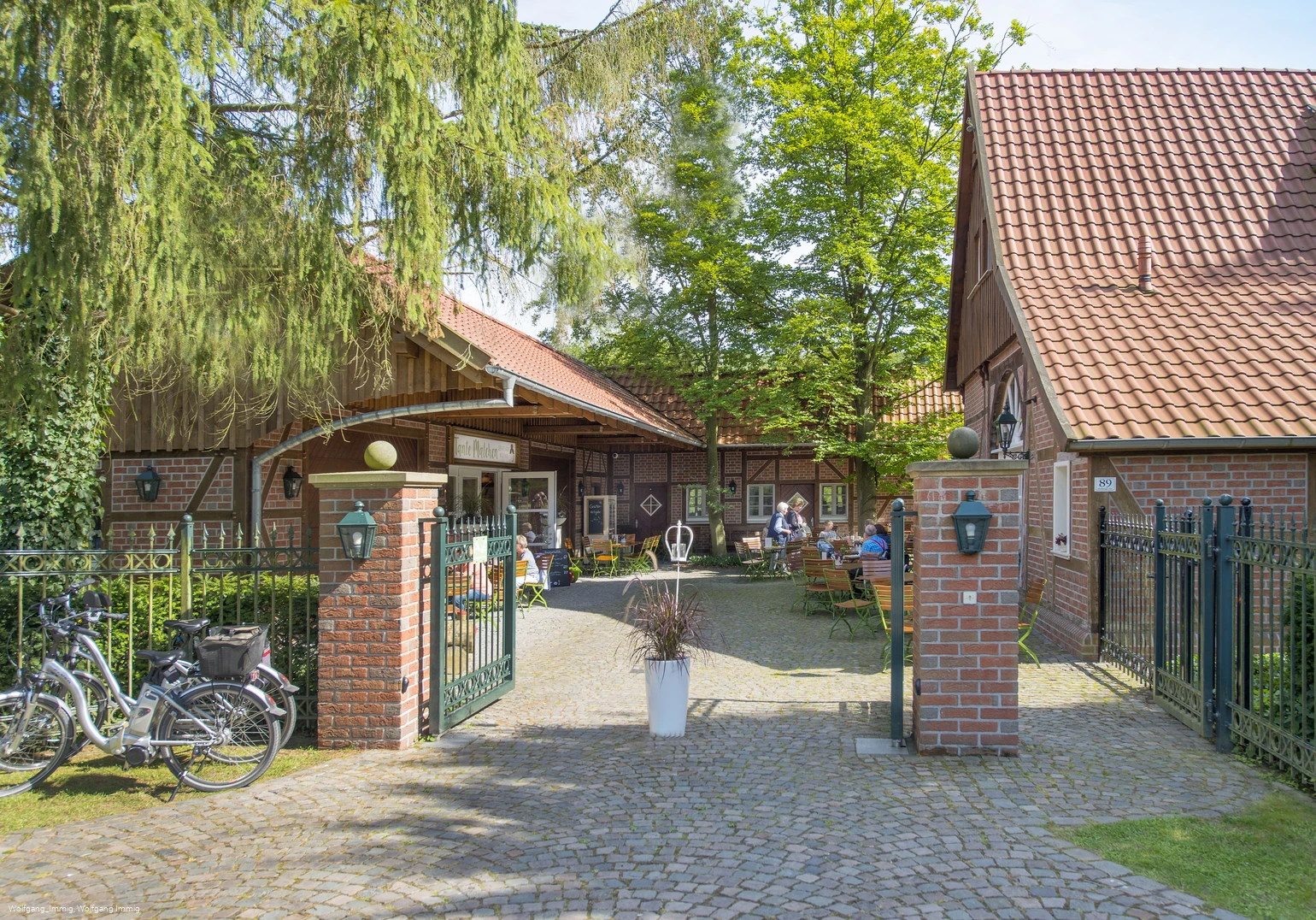 TanteMalchen_Aussen.jpg