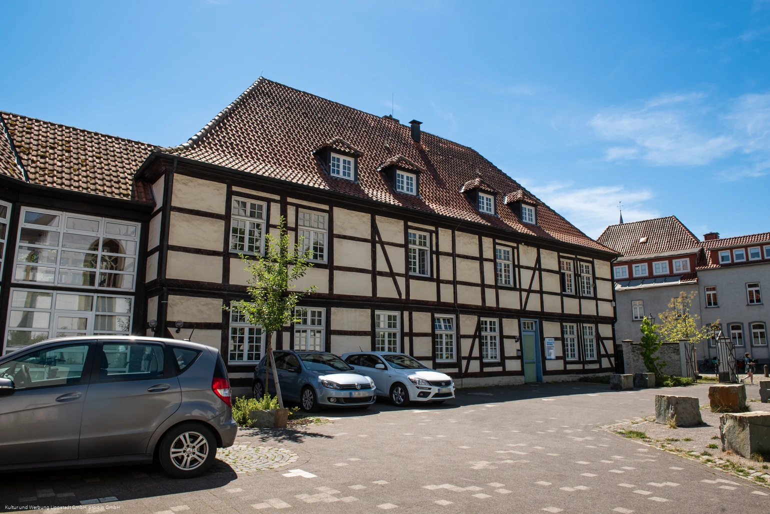 Niemöllerhaus (c) KWL Kultur und Werbung Lippstadt GmbH Pro-t-in GmbH (2).jpg Niemöllerhaus (c) KWL Kultur und Werbung Lippstadt GmbH Pro-t-in GmbH (2).jpg